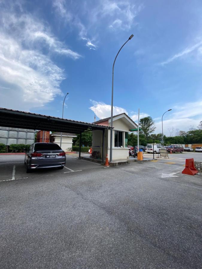 Homestay Hana Senawang Seremban Zewnętrze zdjęcie